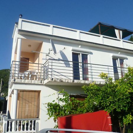 Apartmani Tariba Banjol Esterno foto